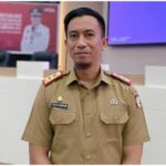 Kepala-Bappeda-Makassar-Helmy-Budiman-Siti-Aminah (2)